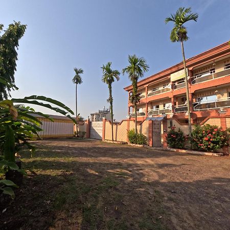 Résidence Hotelière Borel Denver Douala Eksteriør billede