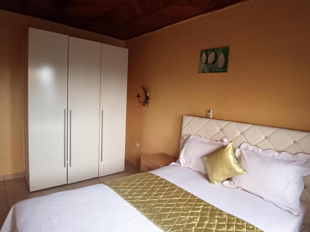 Résidence Hotelière Borel Denver Douala Eksteriør billede