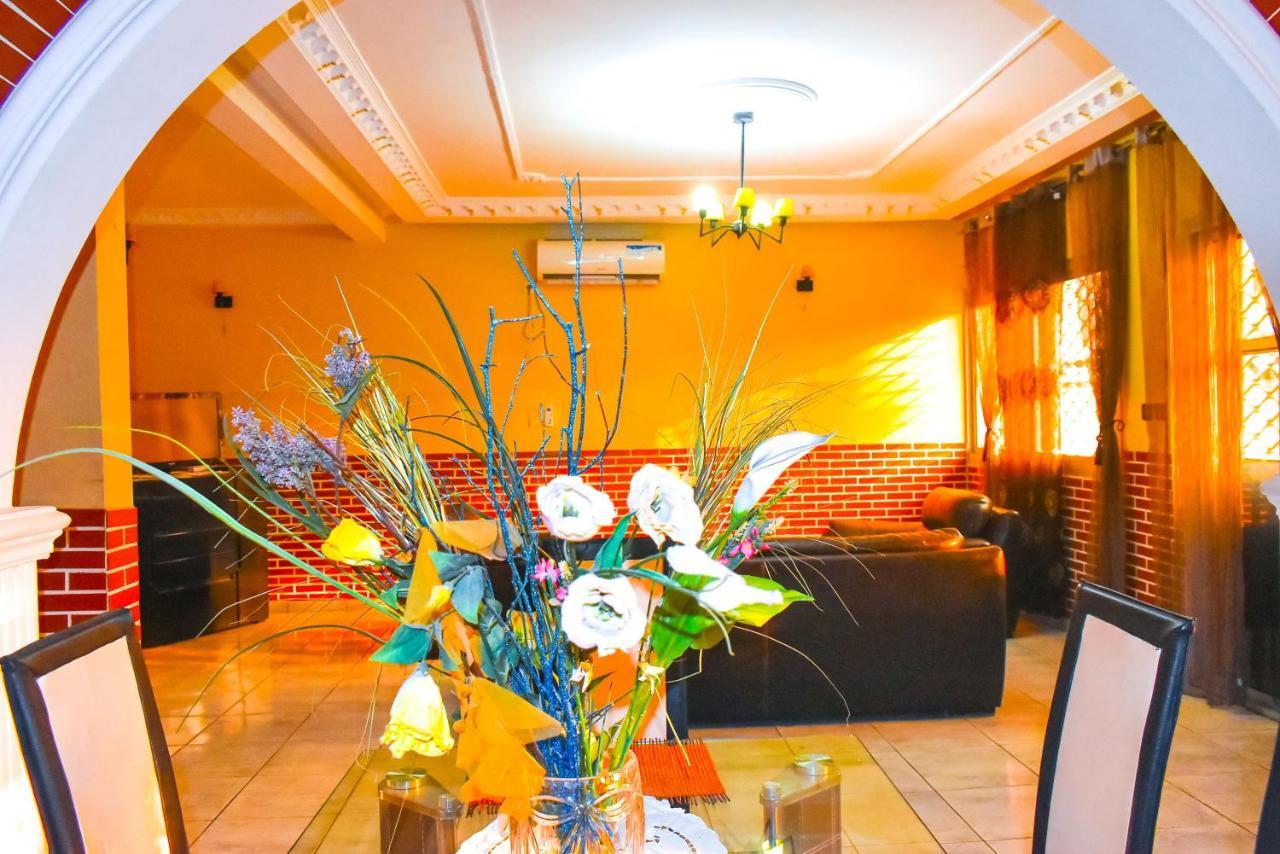 Résidence Hotelière Borel Denver Douala Eksteriør billede