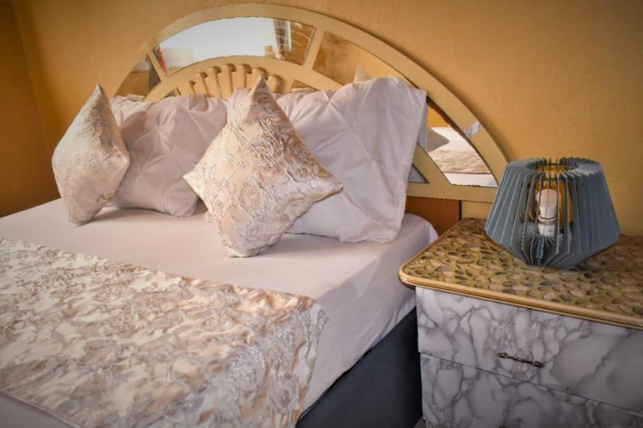 Résidence Hotelière Borel Denver Douala Eksteriør billede