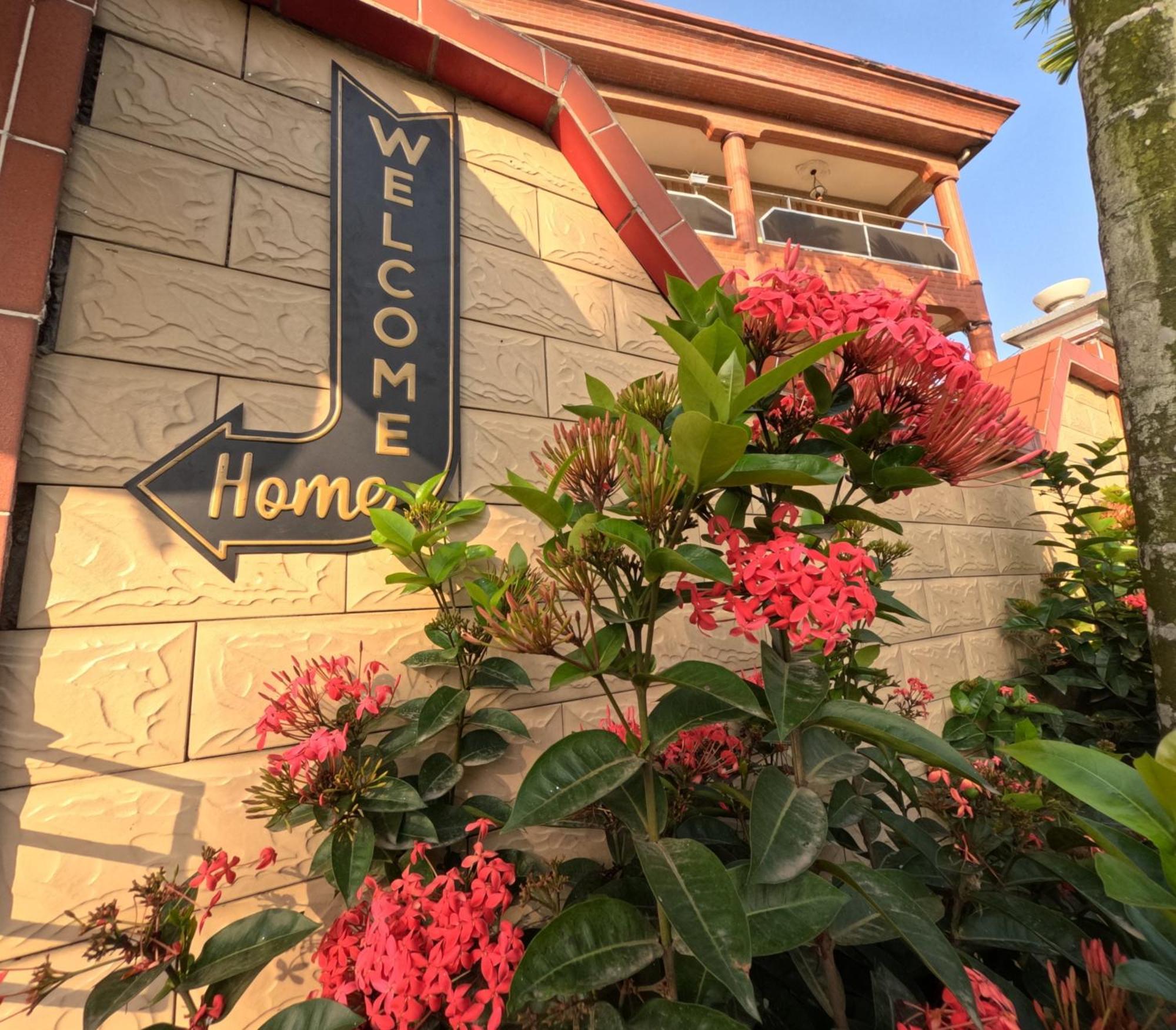 Résidence Hotelière Borel Denver Douala Eksteriør billede